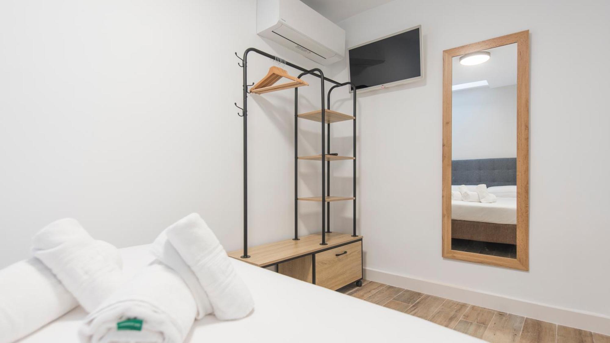 Granadal - Apartamentos Aloha Толедо Екстериор снимка
